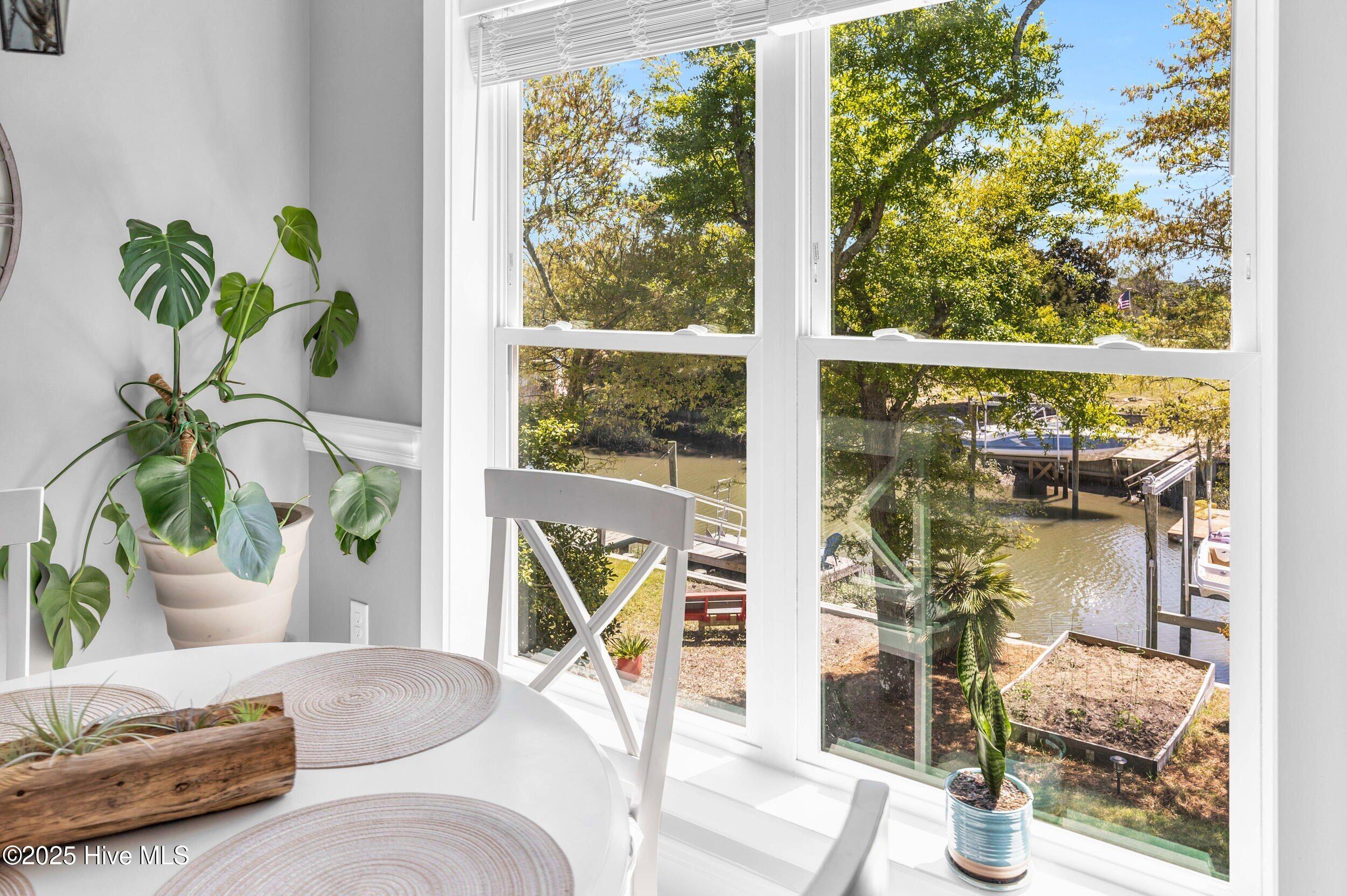 107 SW 25th Street, Oak Island, NC, 28465