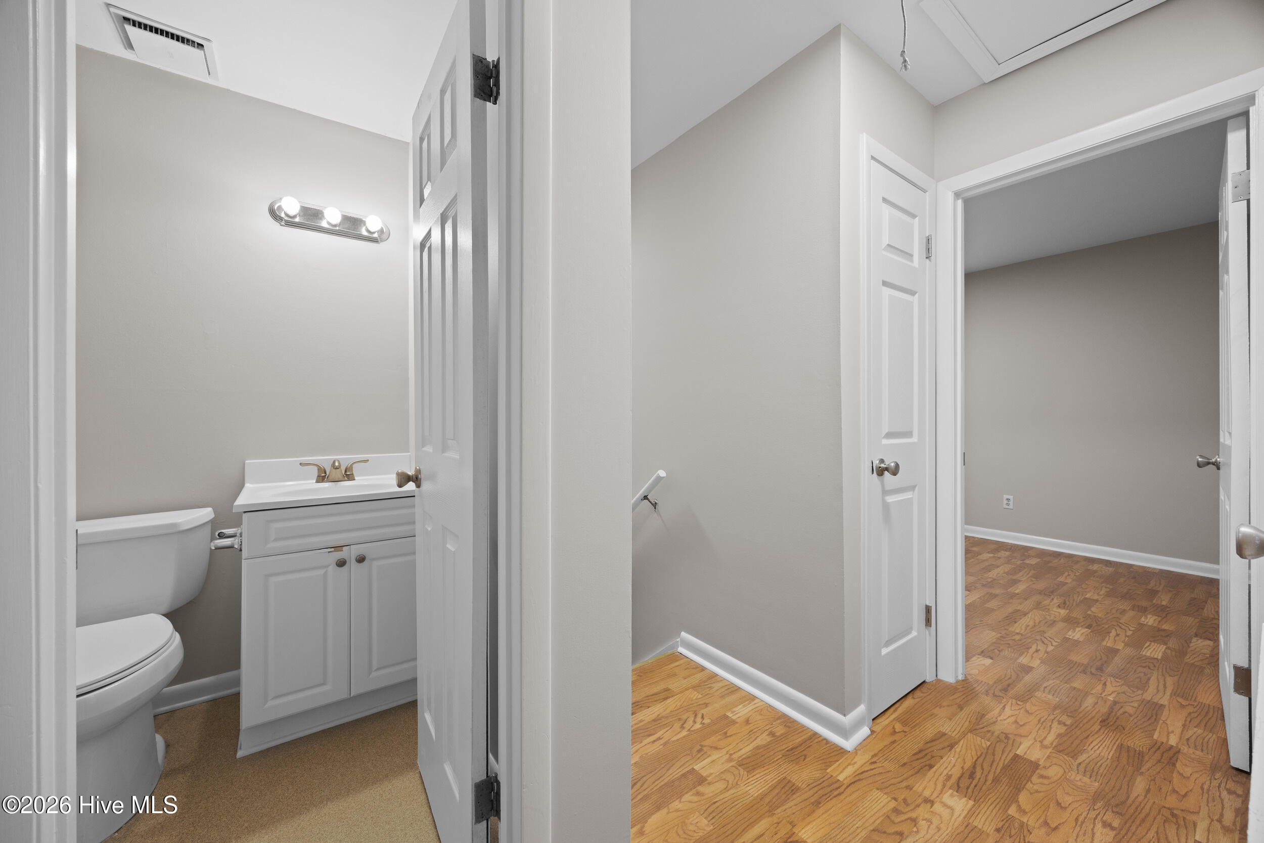 100551778 | Photo 19