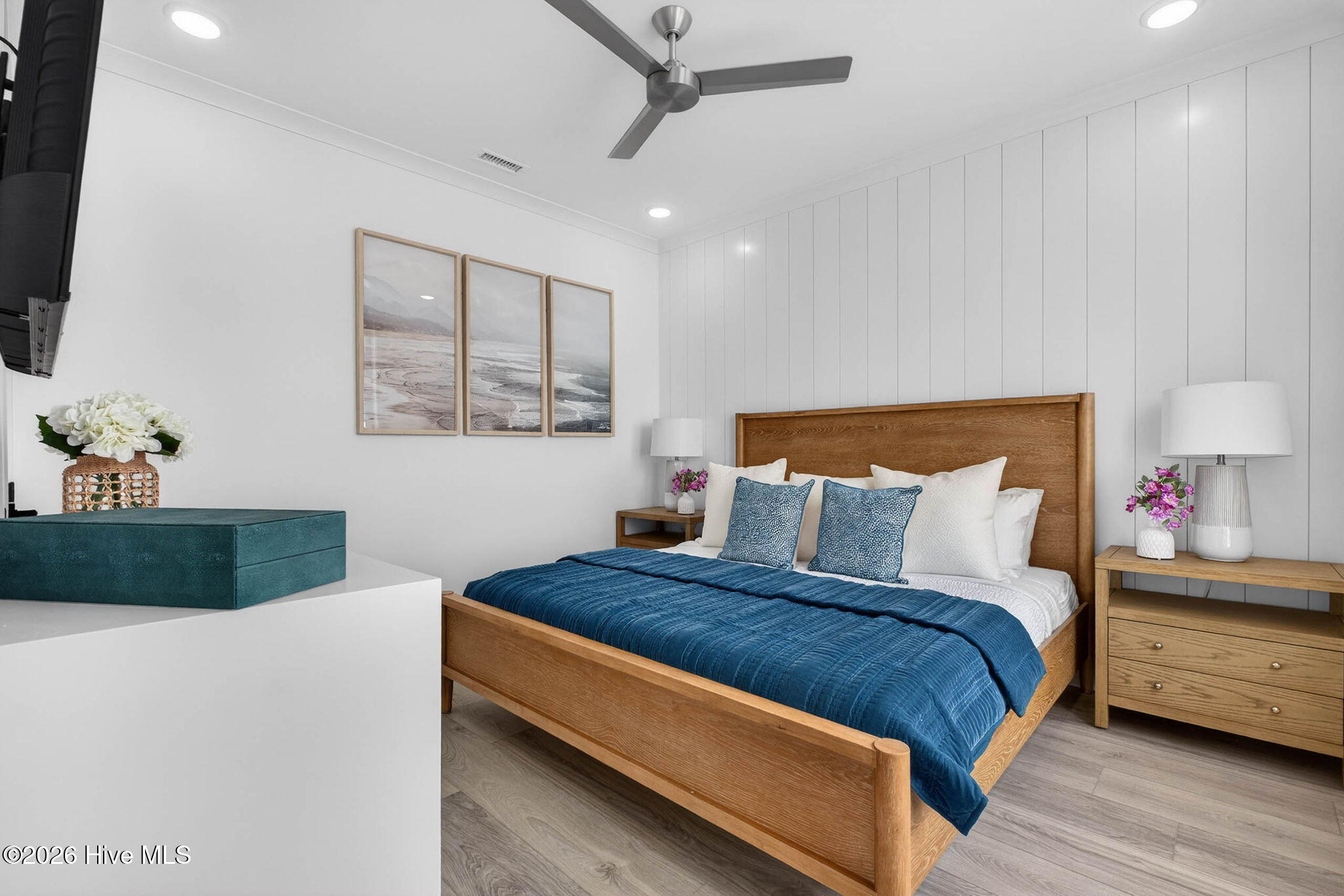 100543300 | Photo 41