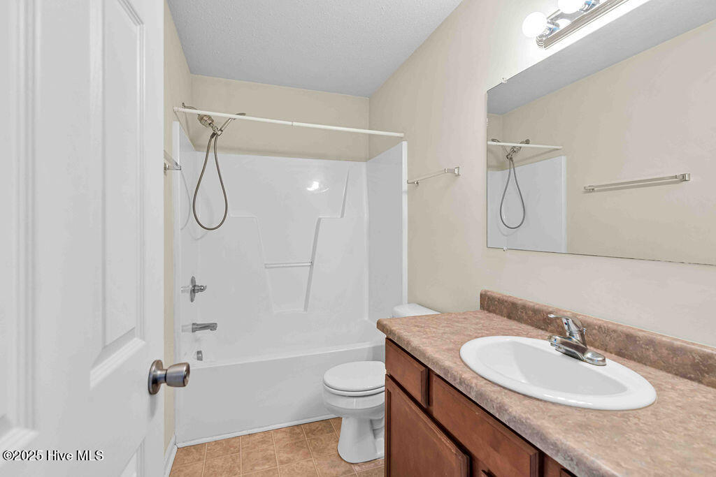 100546156 | Photo 17