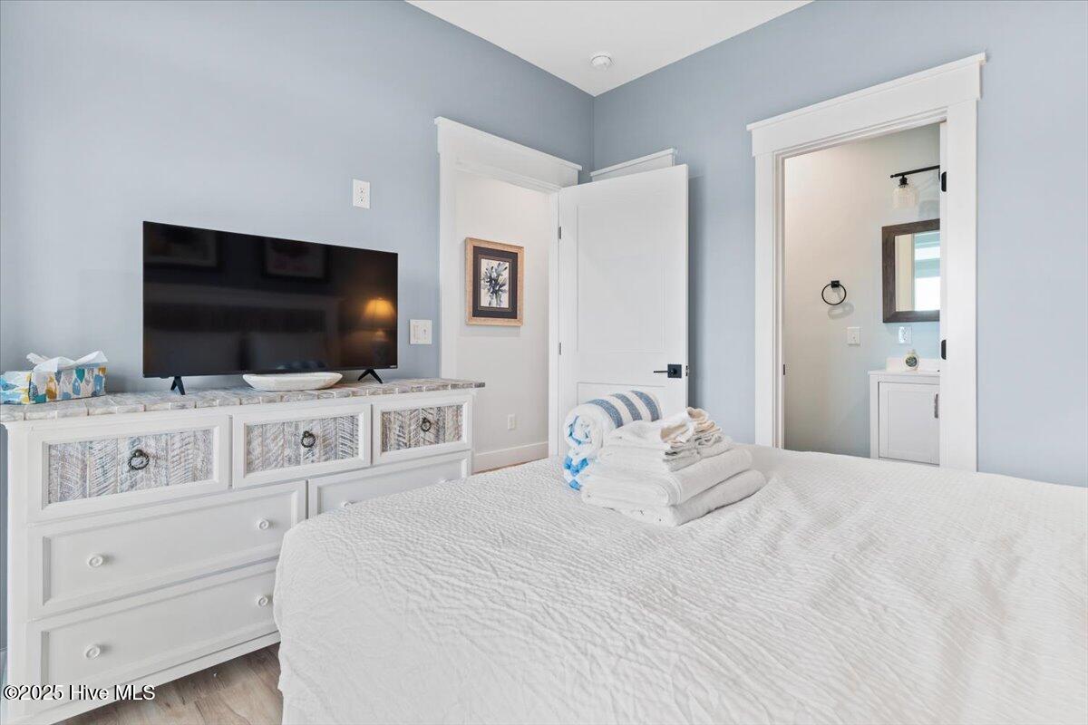 100526608 | Photo 42