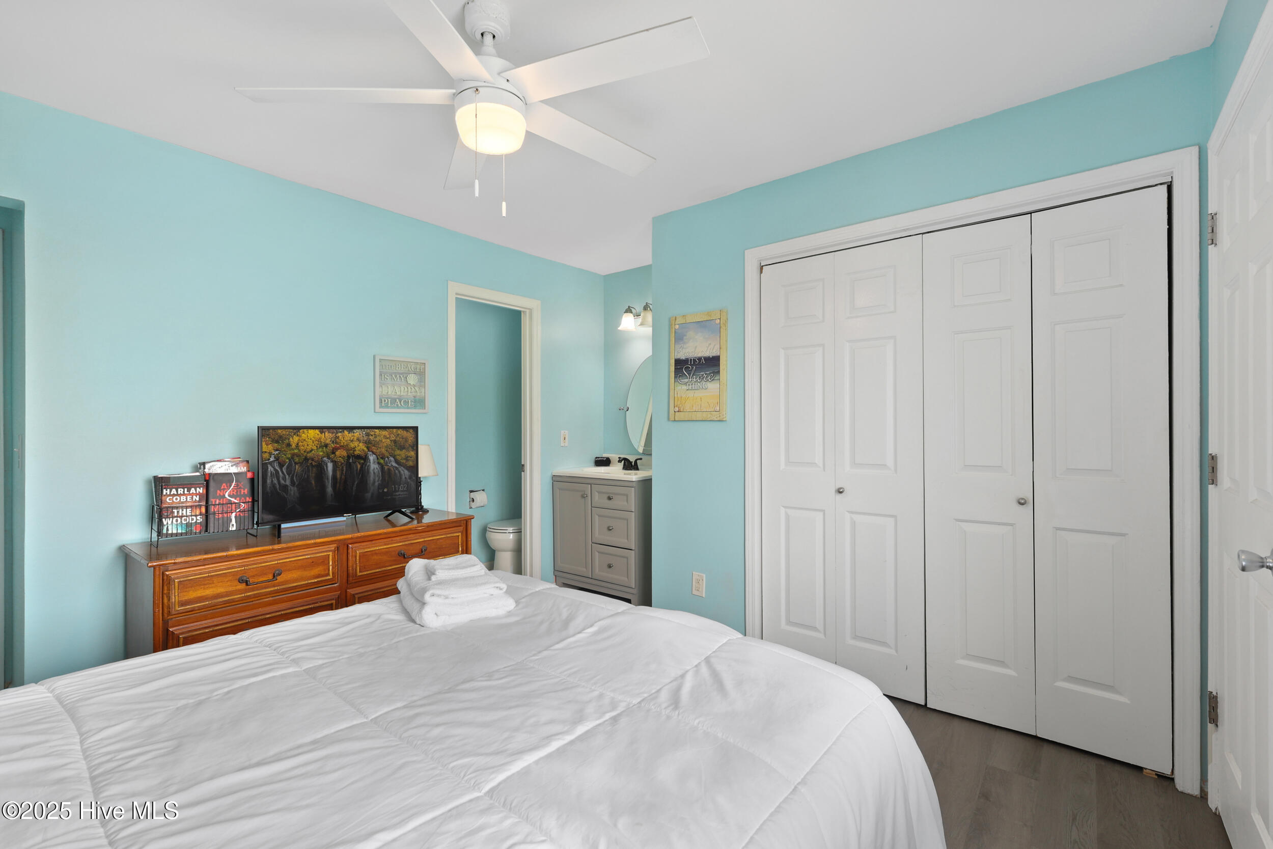 100534388 | Photo 21