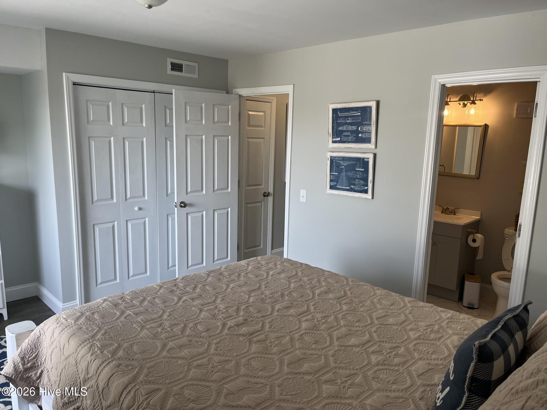 100555345 | Photo 14