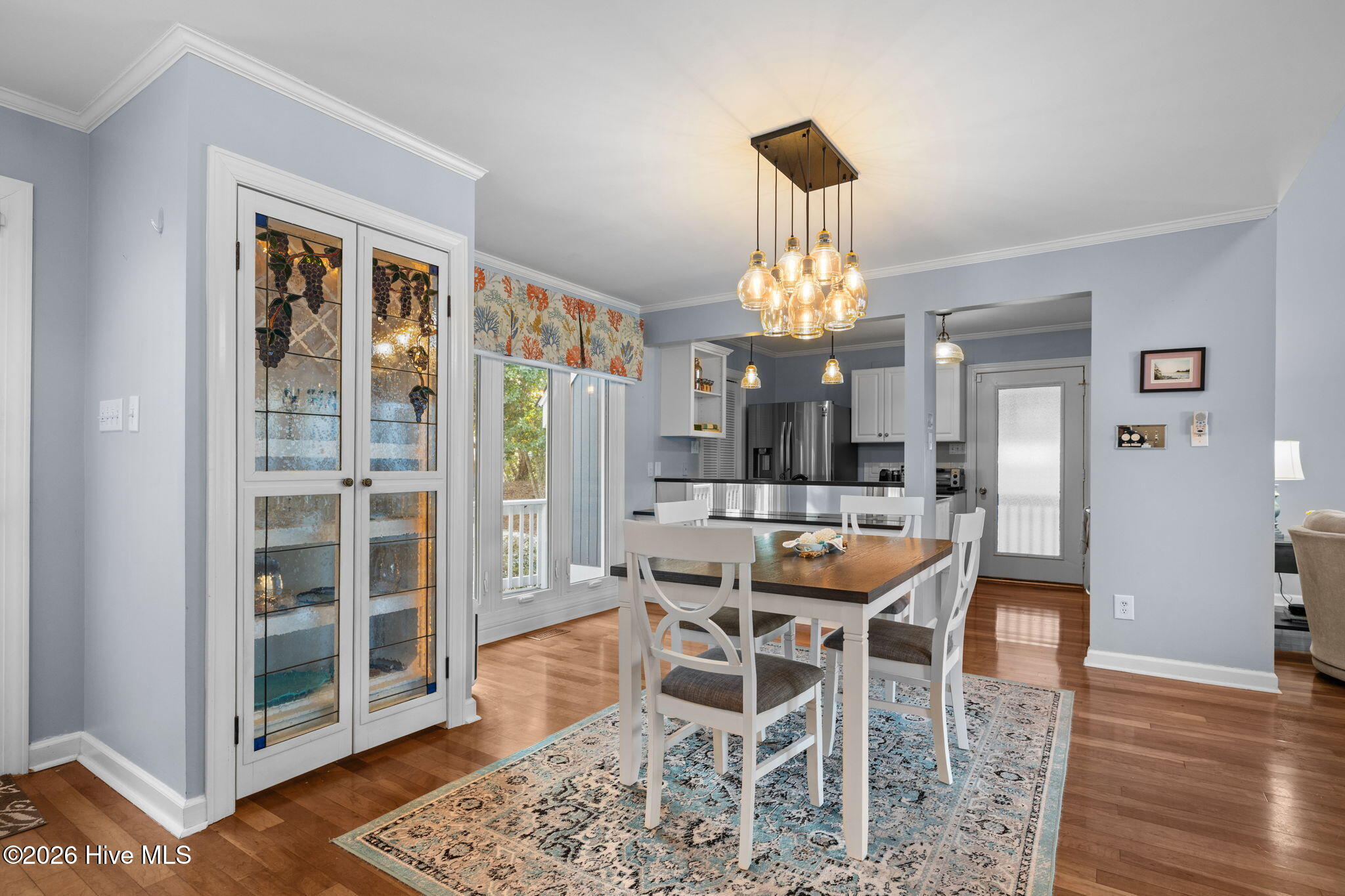 100551072 | Photo 22