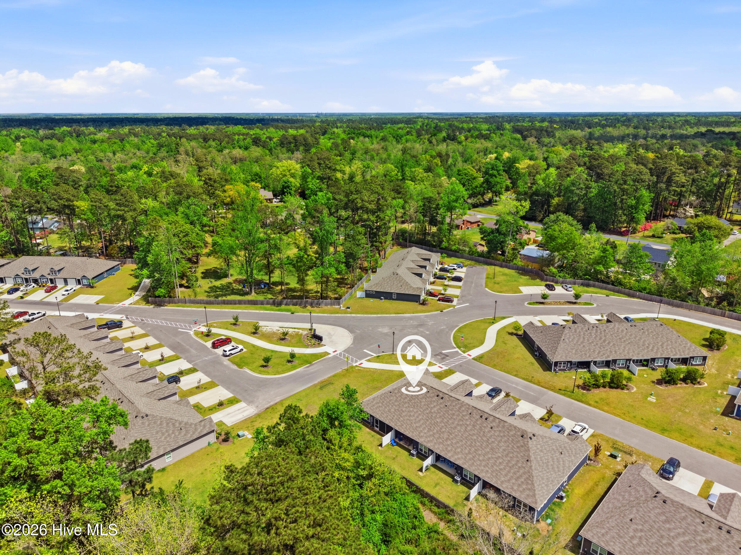 100566288 | Photo 33