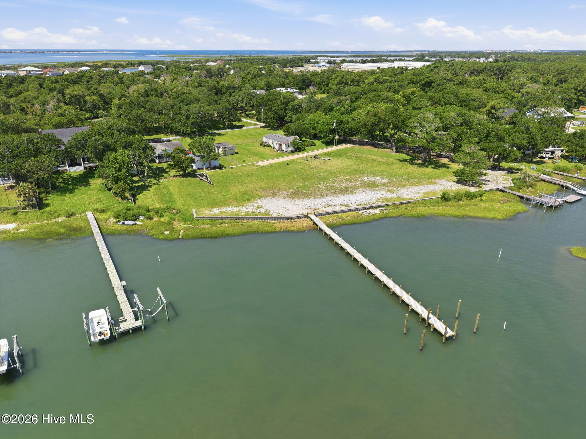 184 2 Lennoxville Point Road,Beaufort