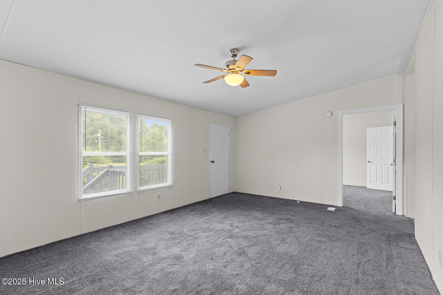 192 King Estates Road, Jacksonville, NC 28540 – photo 5: king-8
