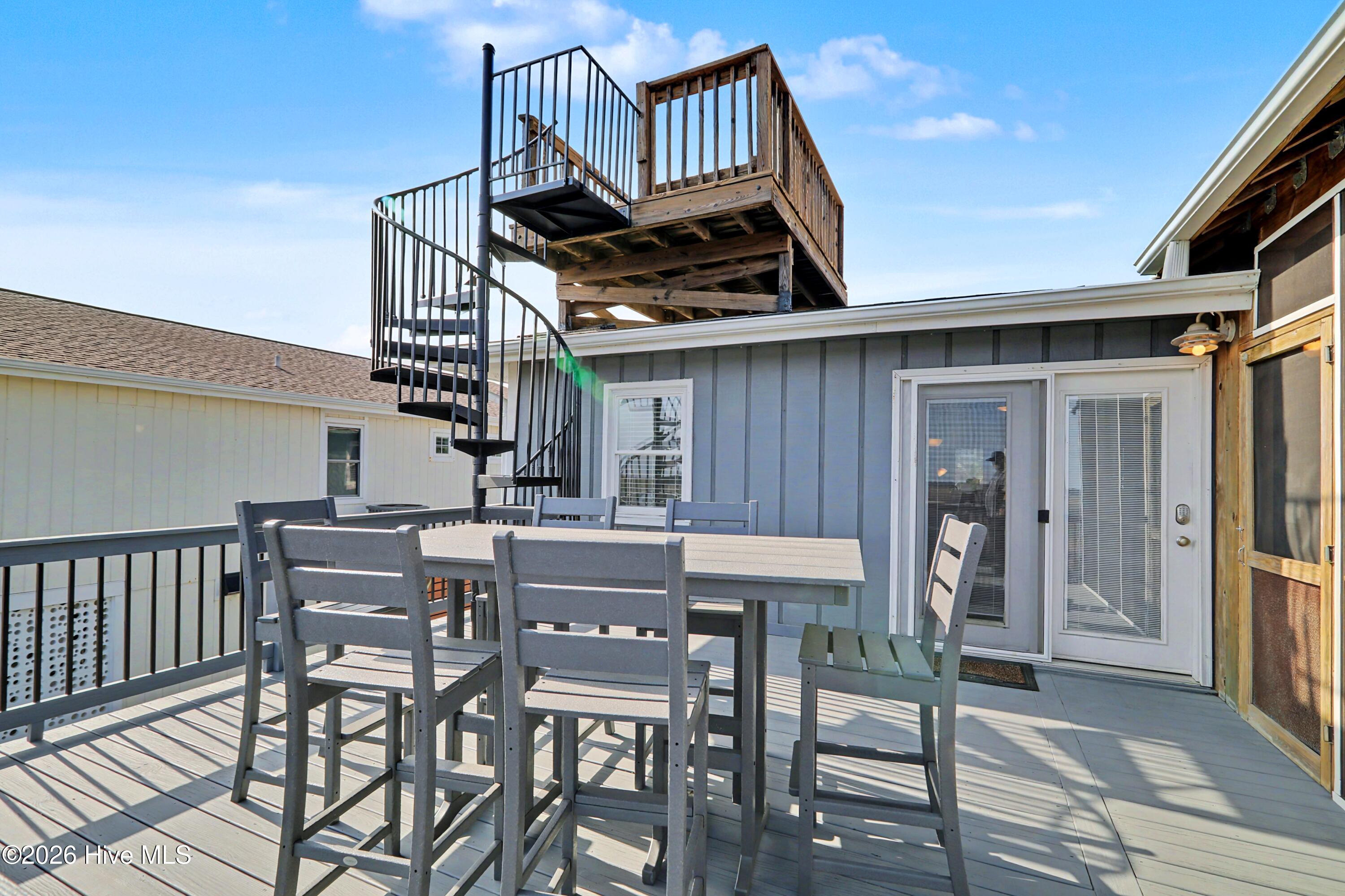 100563218 | Photo 26