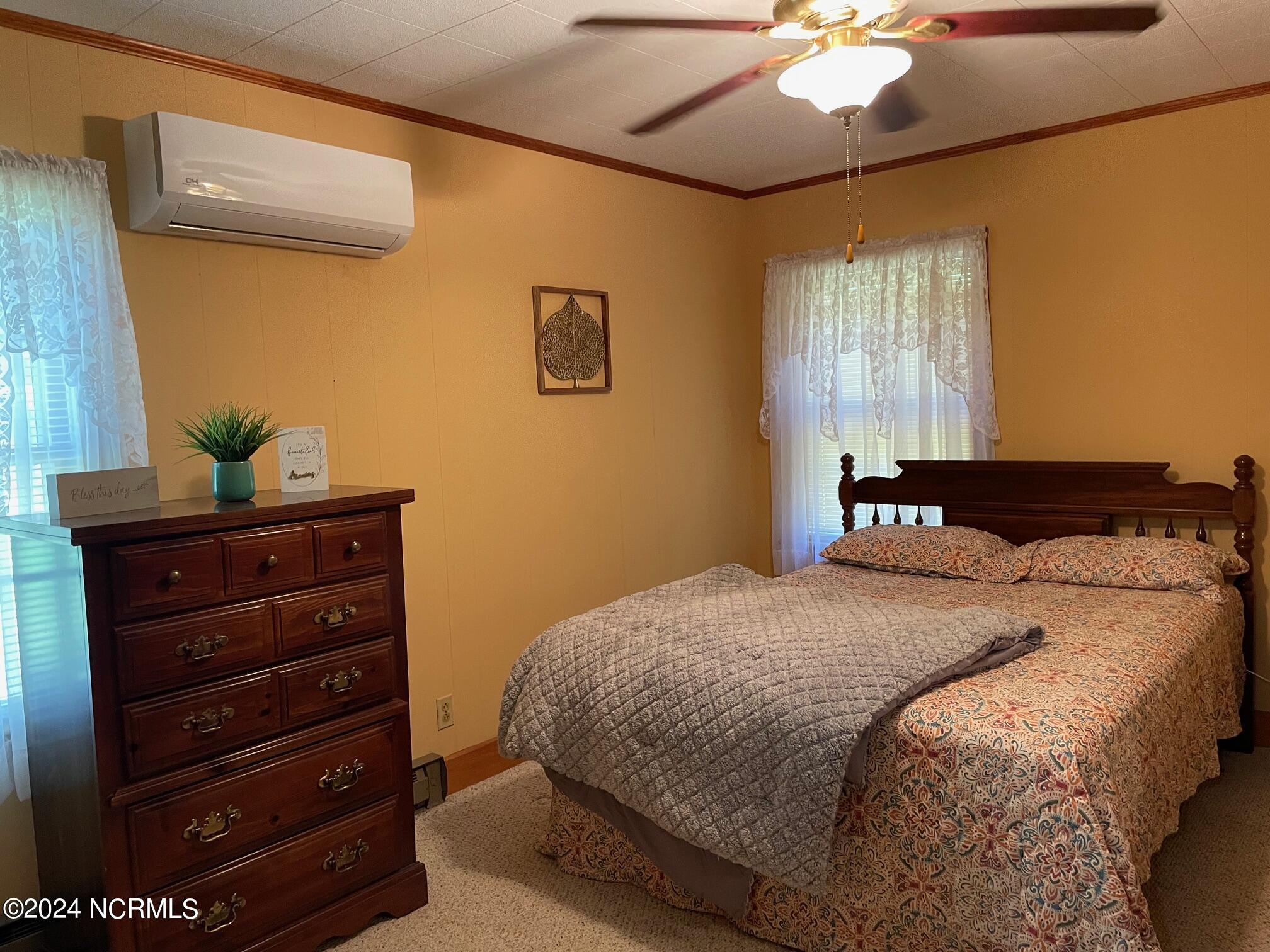 152 W Bayshore Drive,Cedar Island