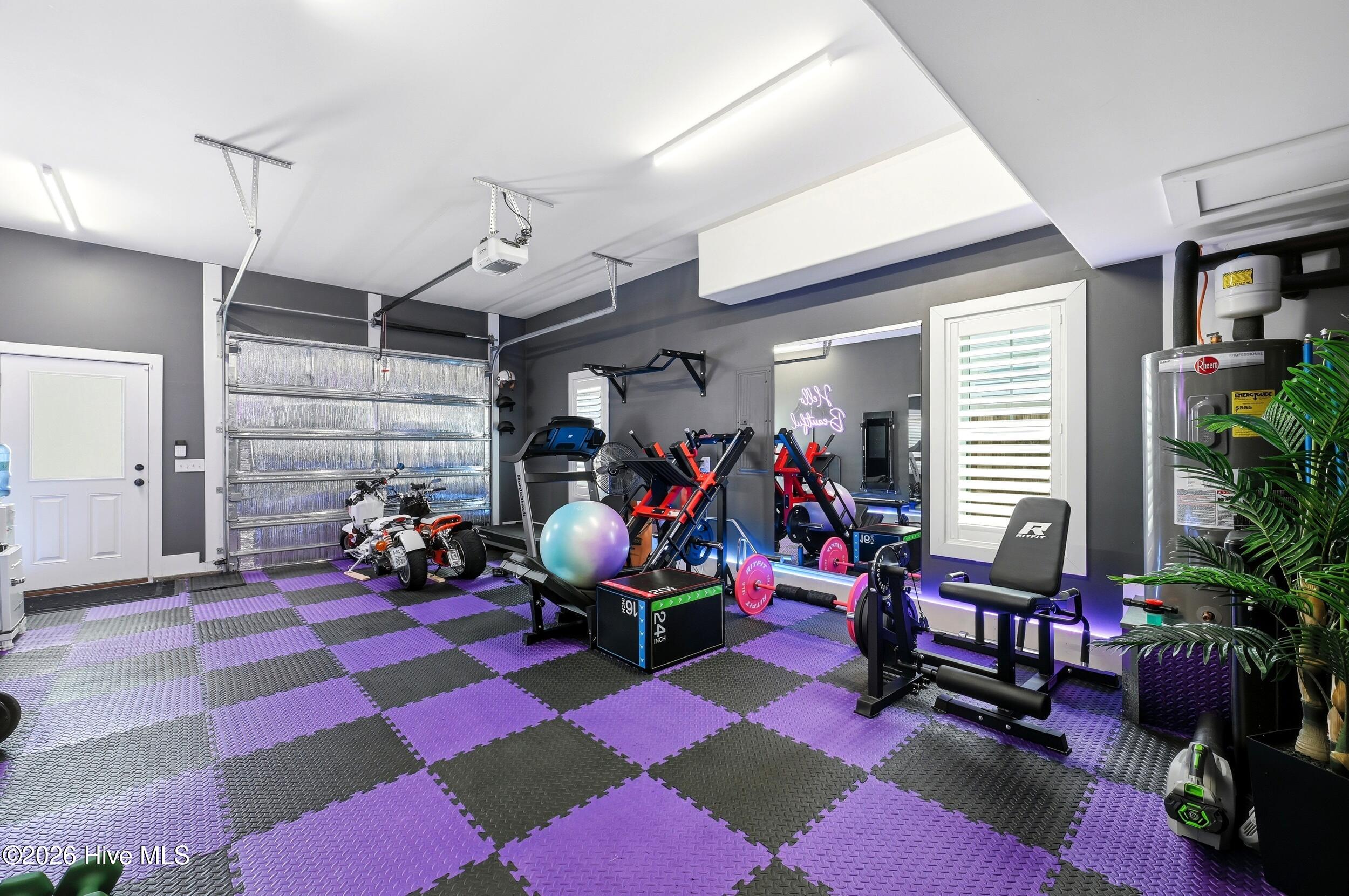 100568408 | Photo 34