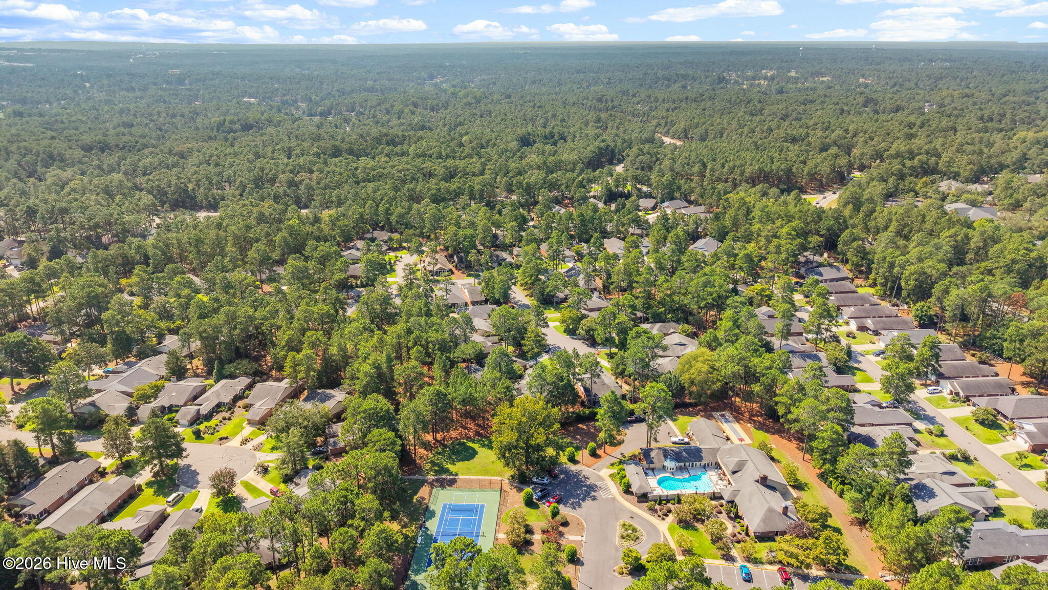 Photo 5 of Single family home for sale at 20 Gull Ln, Pinehurst, NC 28374 | MLS# 100601018 | Listing updated on 2026-09-04