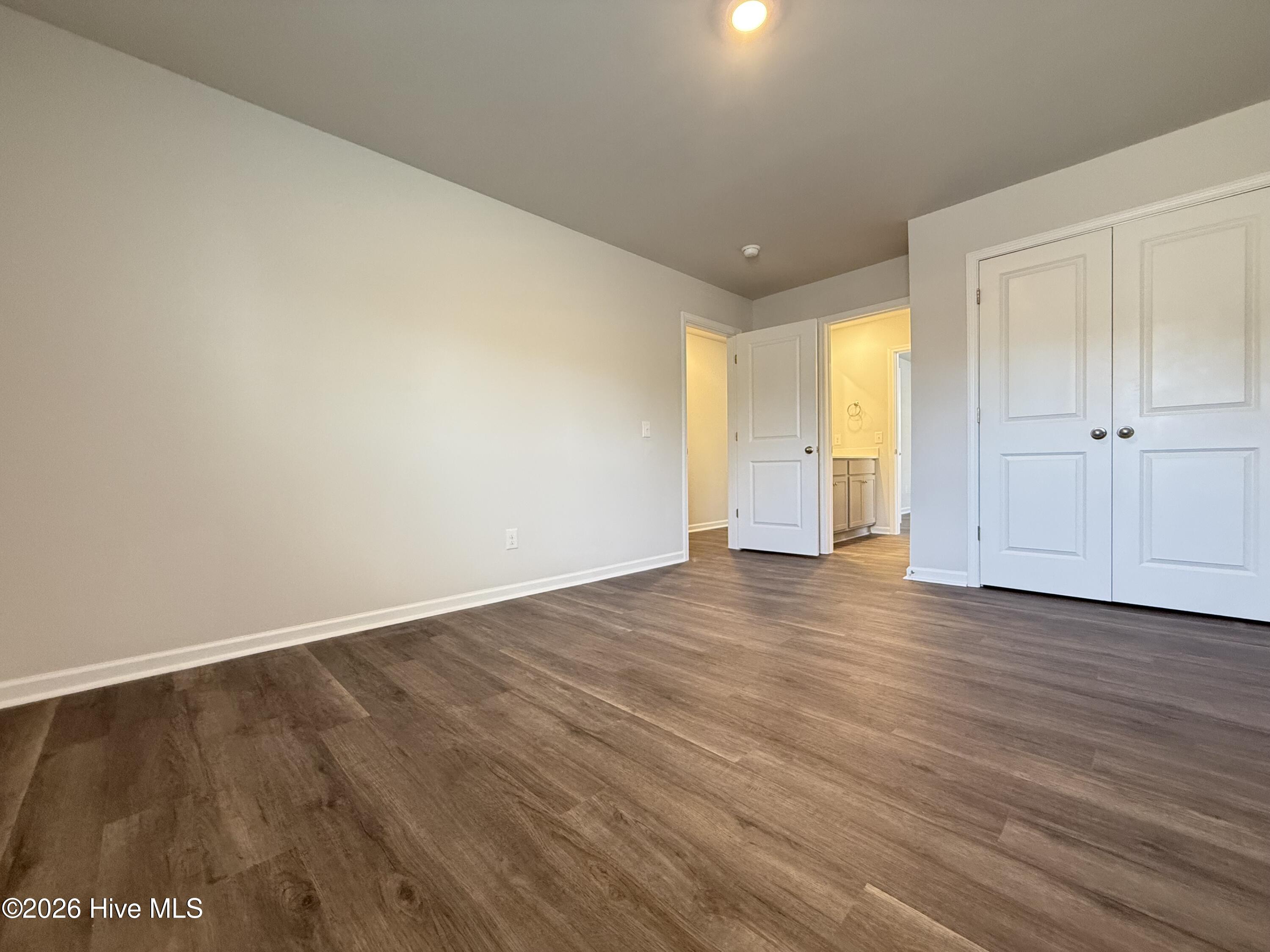 100526305 | Photo 29