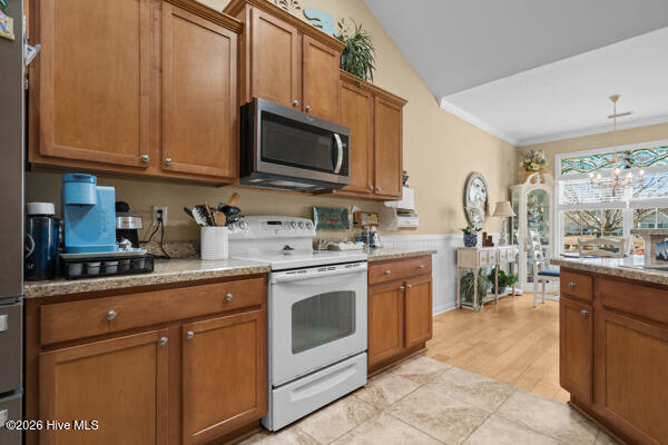 100553746 | Photo 14