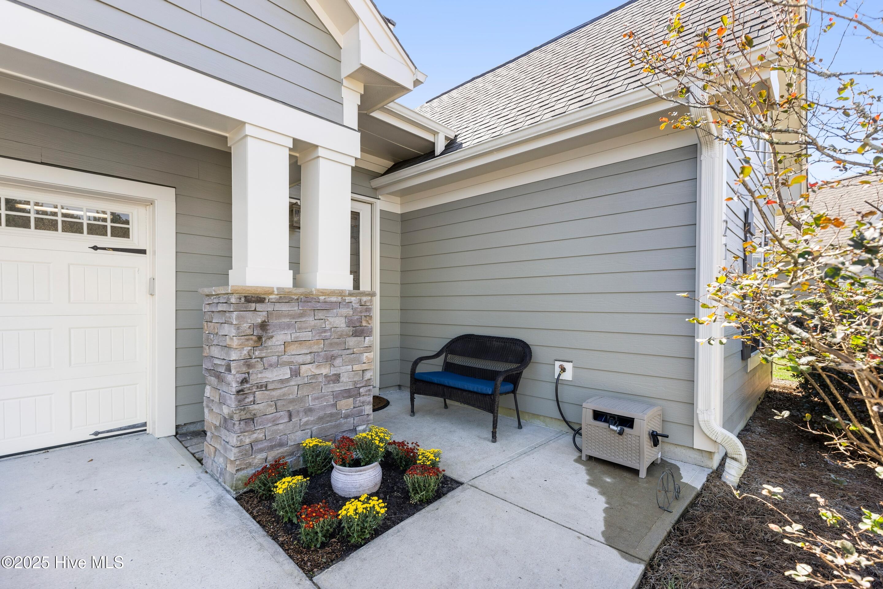 100537619 | Photo 32