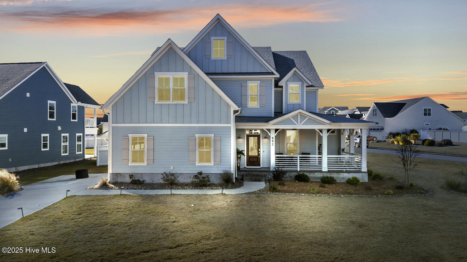 100545197 | Photo 88