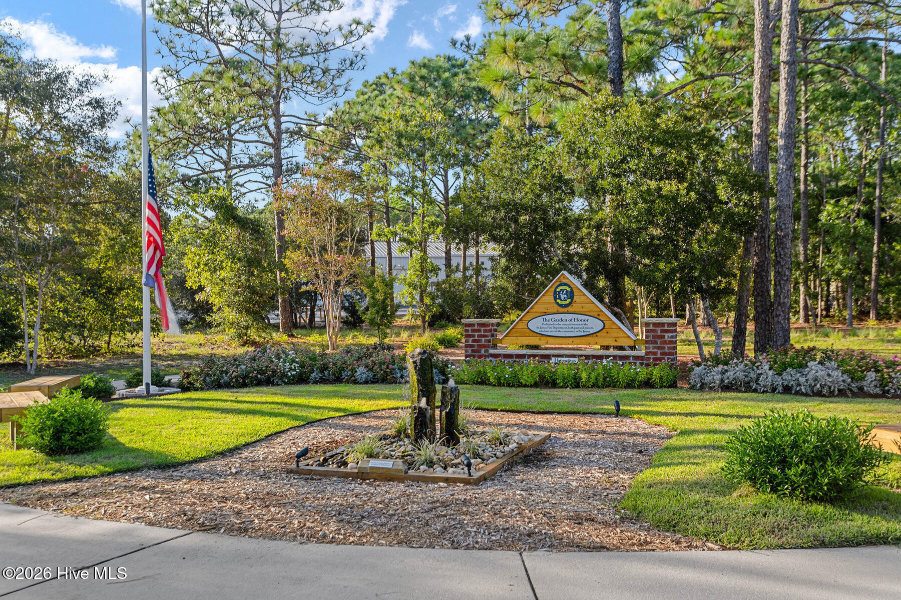 100558042 | Photo 89