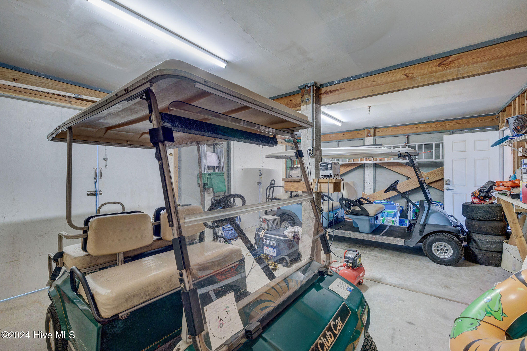 100526759 | Photo 60