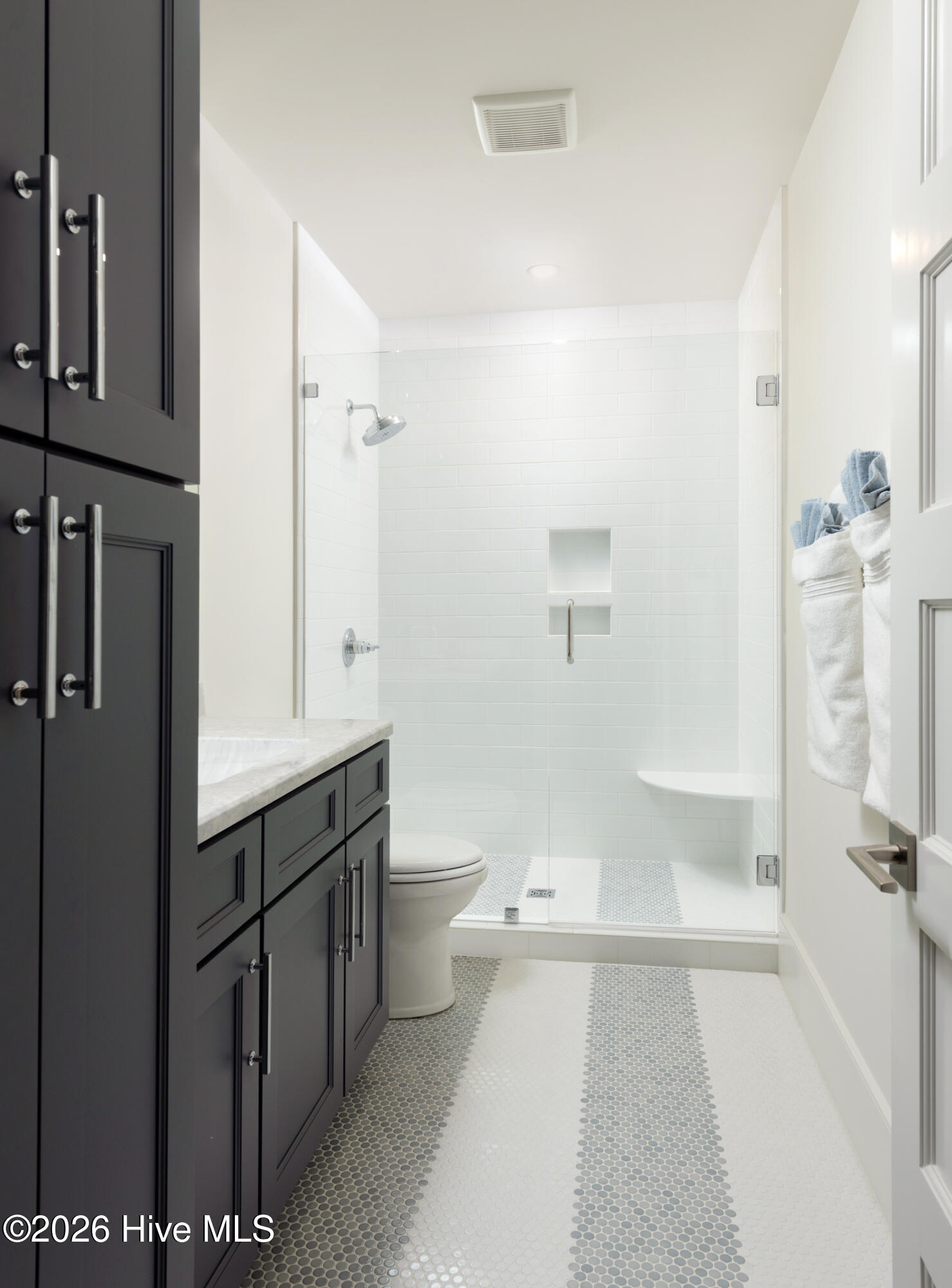 100553273 | Photo 29