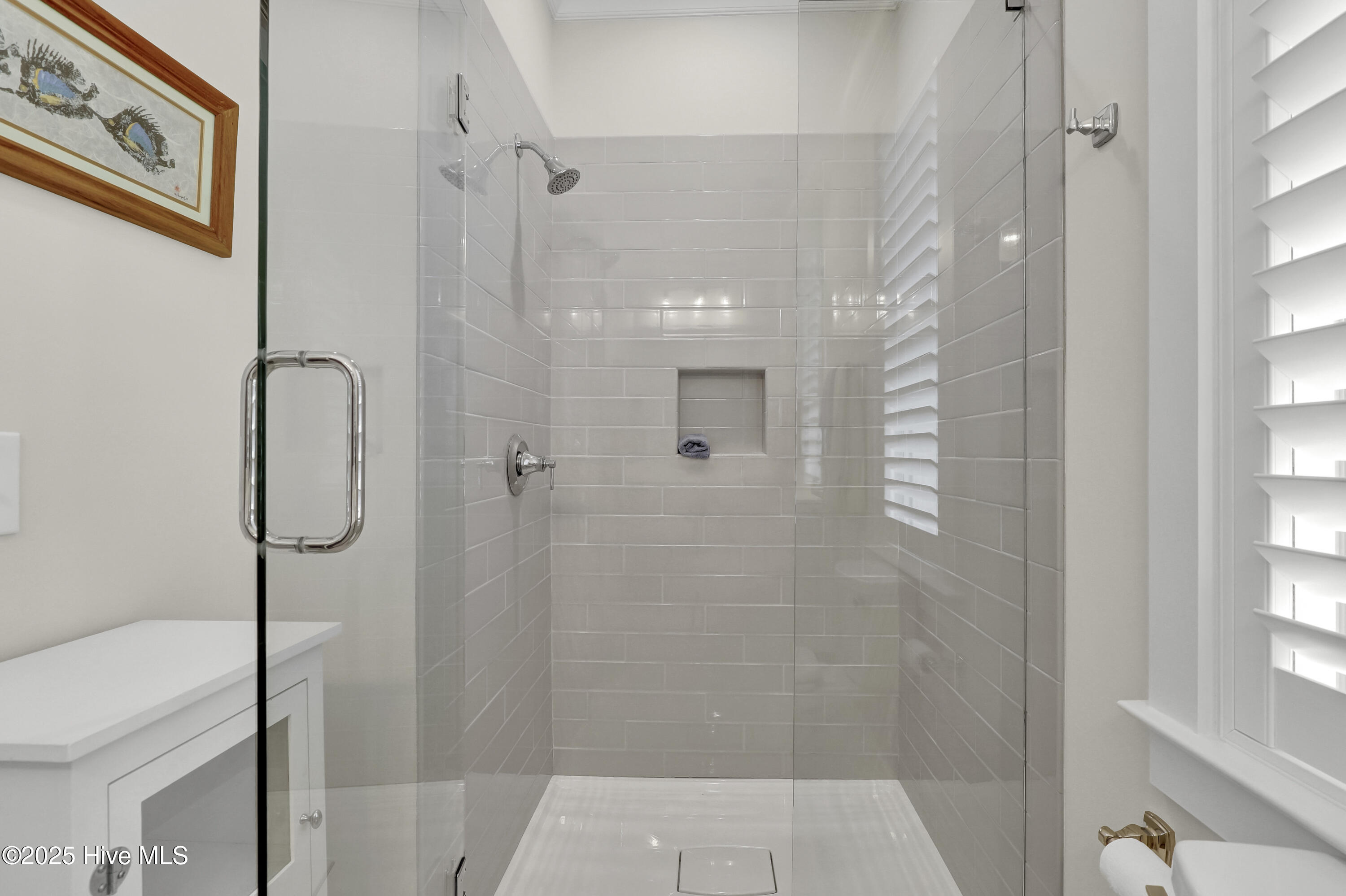 100523529 | Photo 30