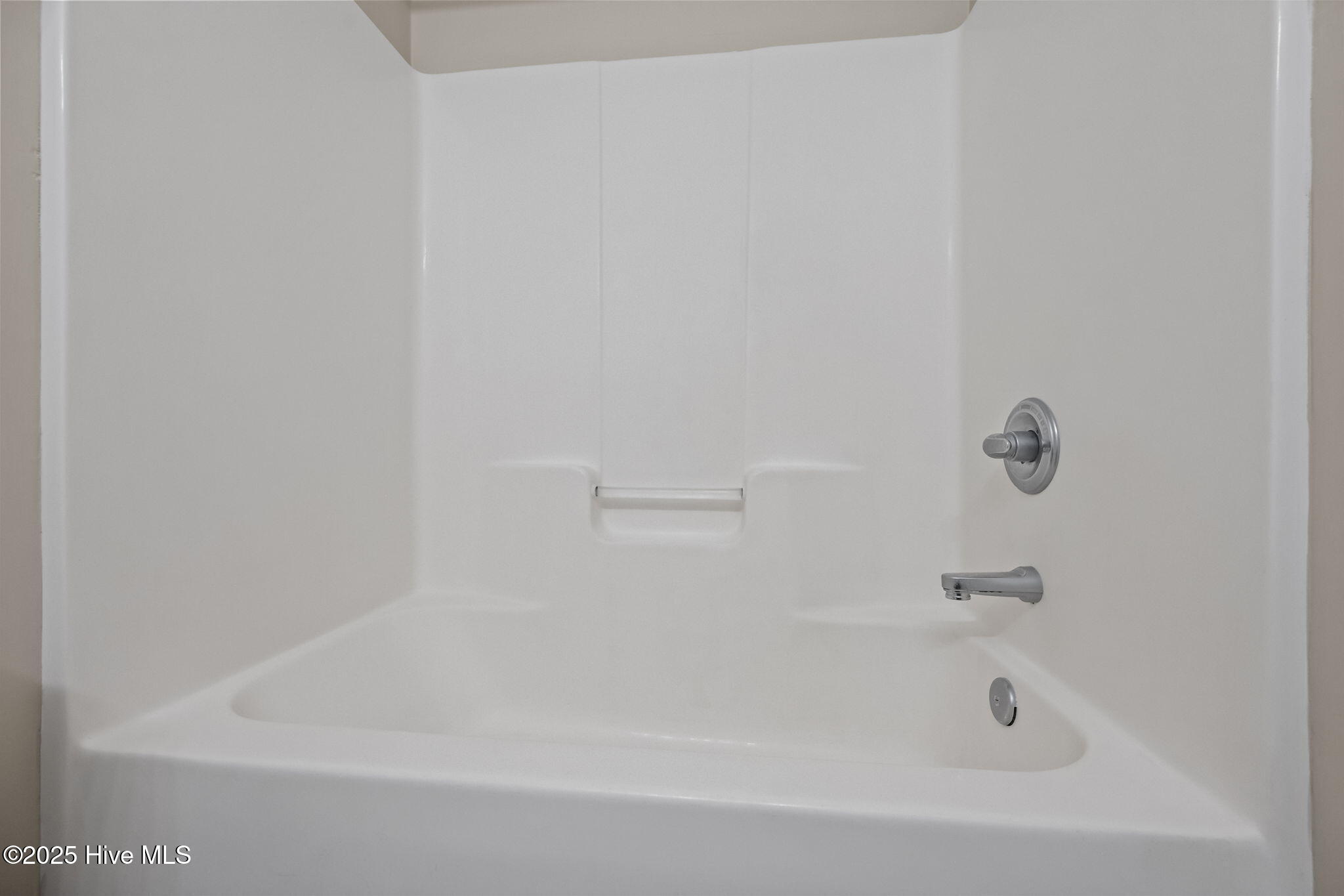 100546249 | Photo 31