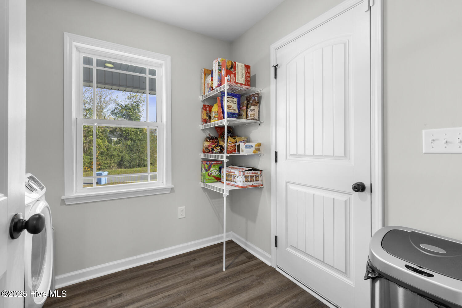 100542191 | Photo 15