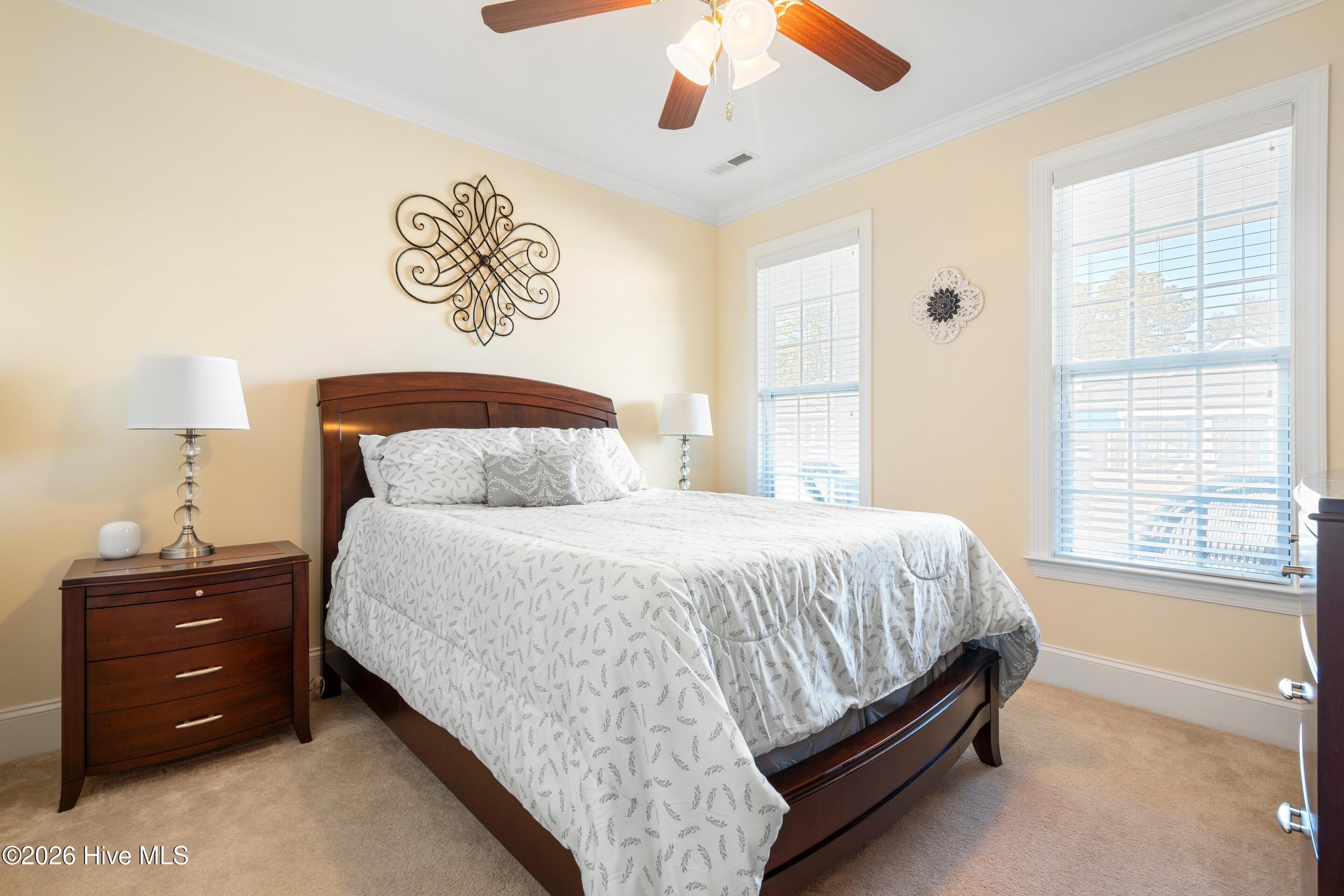 100550560 | Photo 44