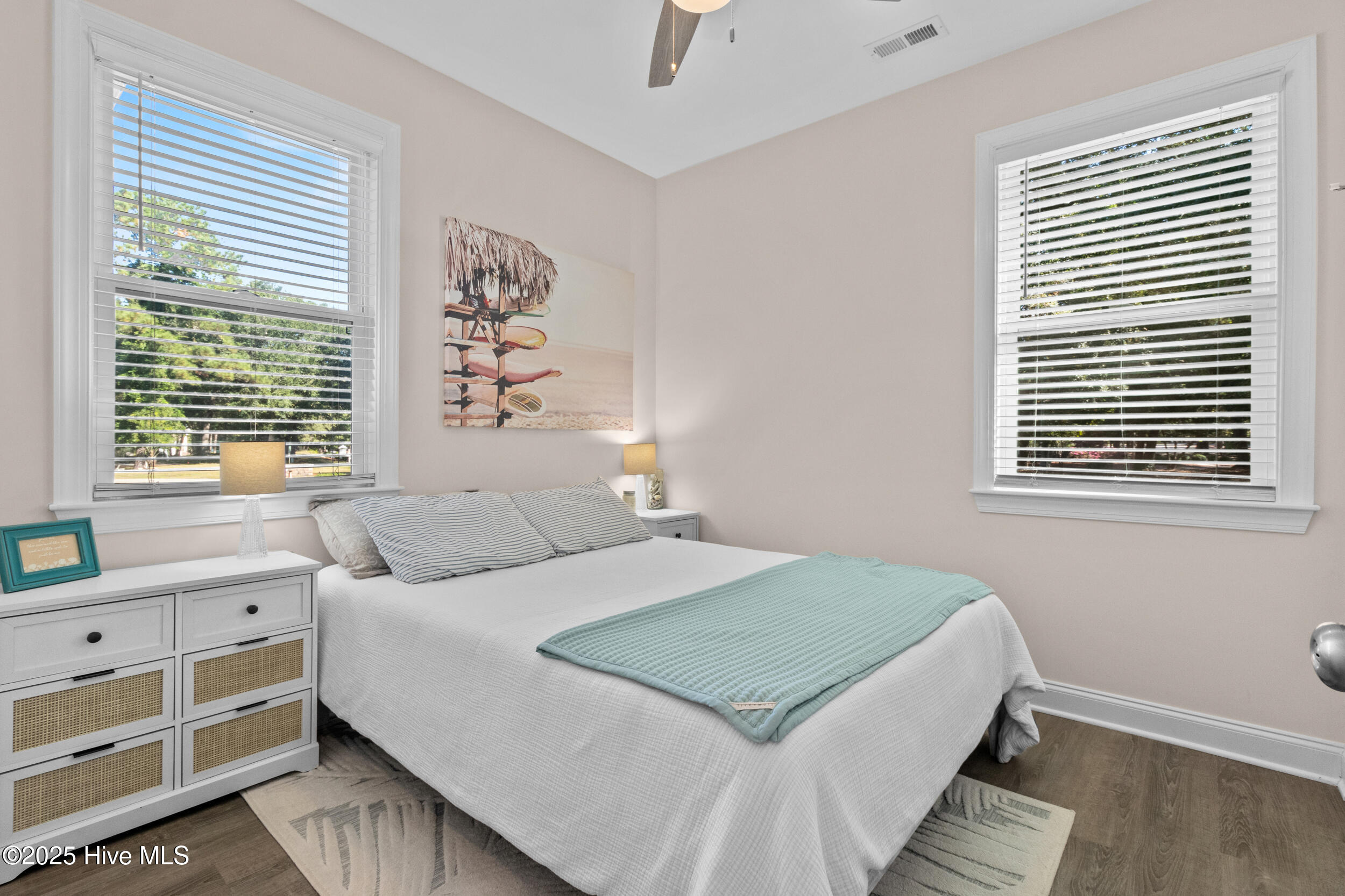 100537622 | Photo 27