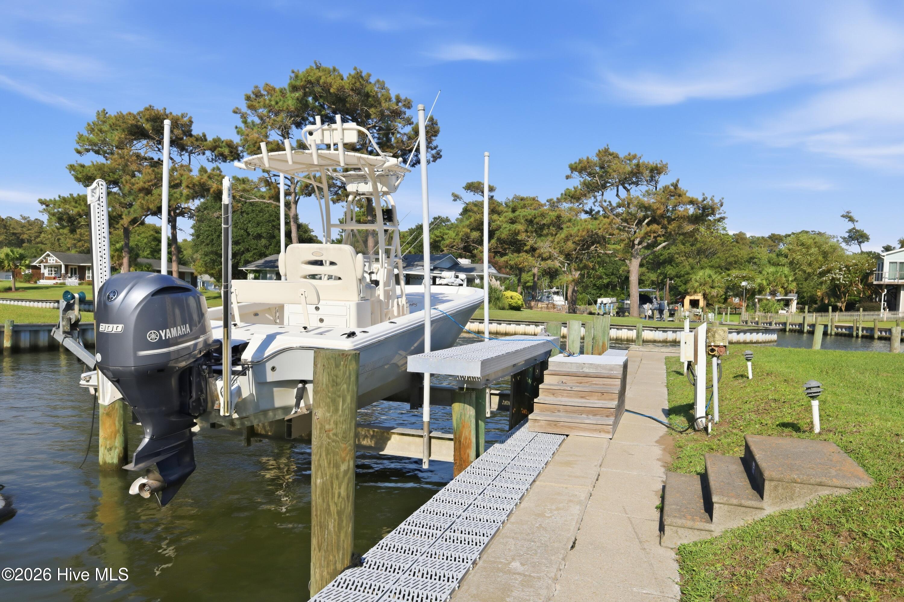 104 Sea Trace Lane,Newport