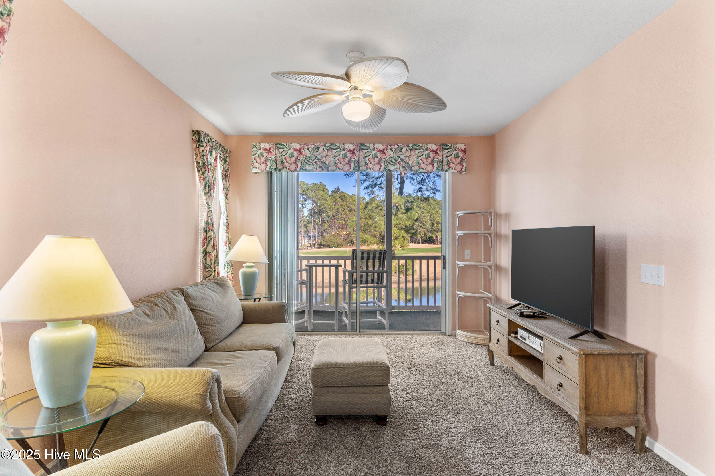 100482568 | Photo 11