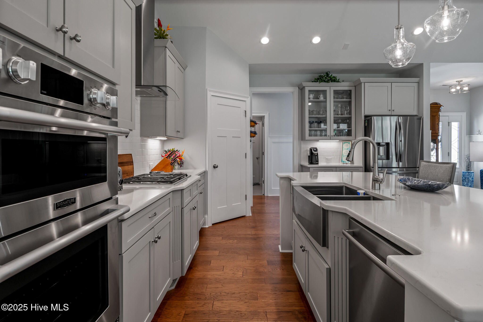 100526725 | Photo 13