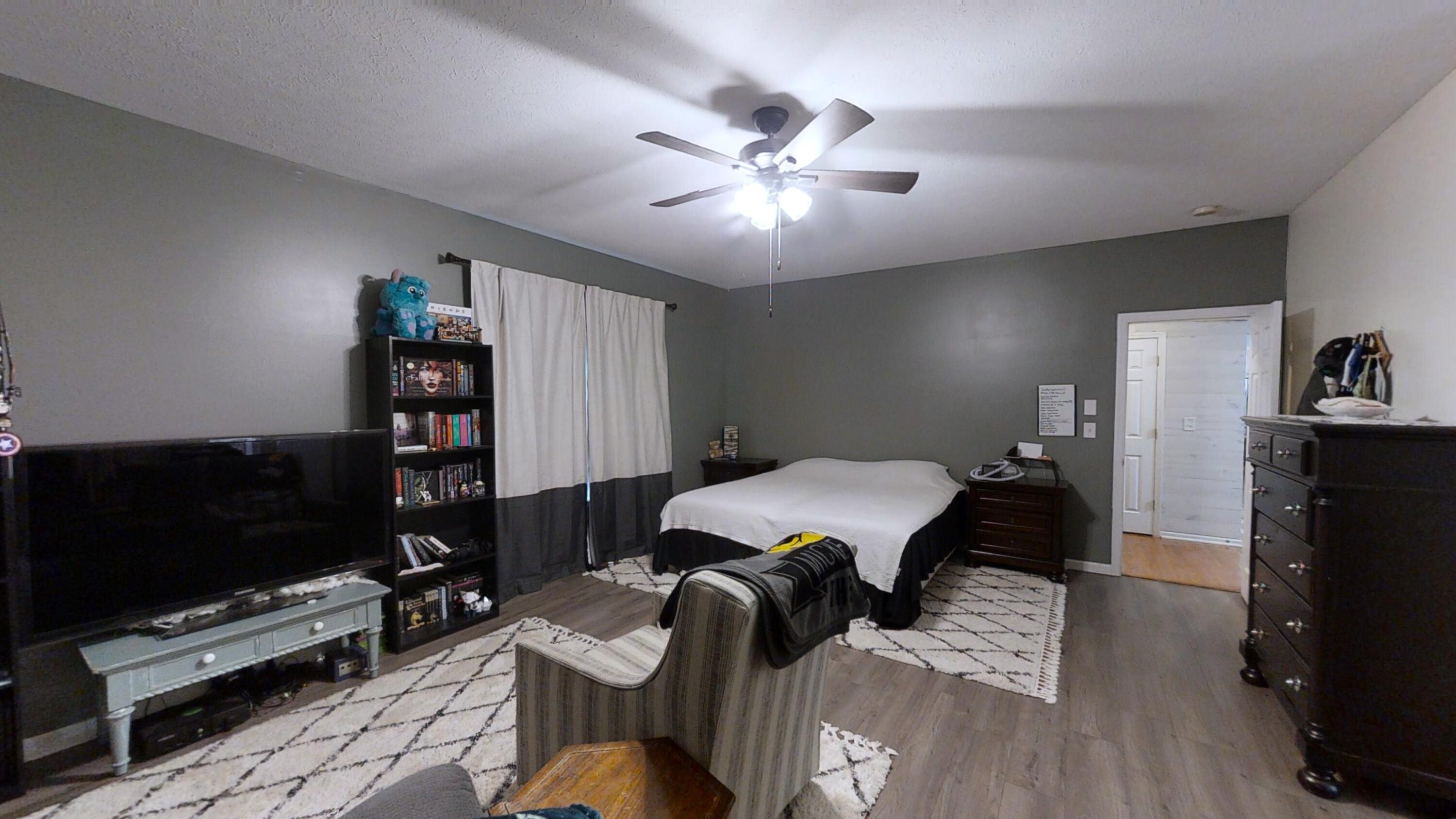 2750-St-Clair-Rd-06142022_184021