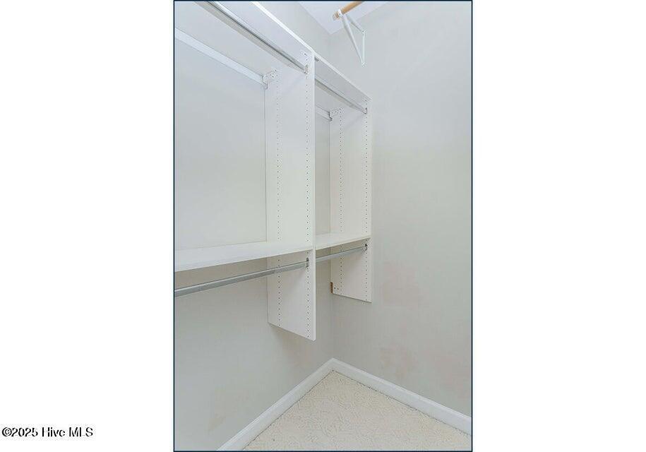 100546569 | Photo 37