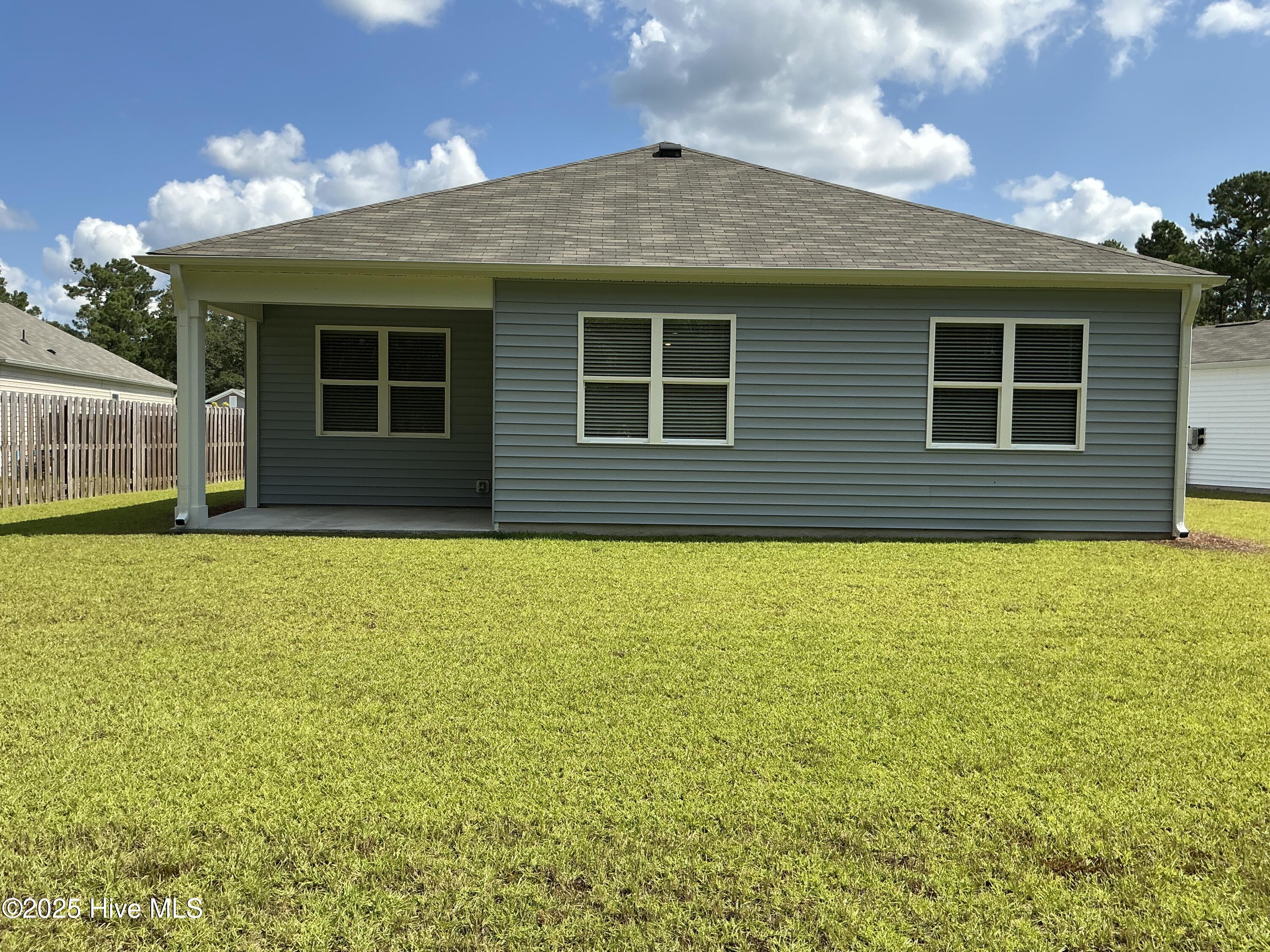 100524327 | Photo 28