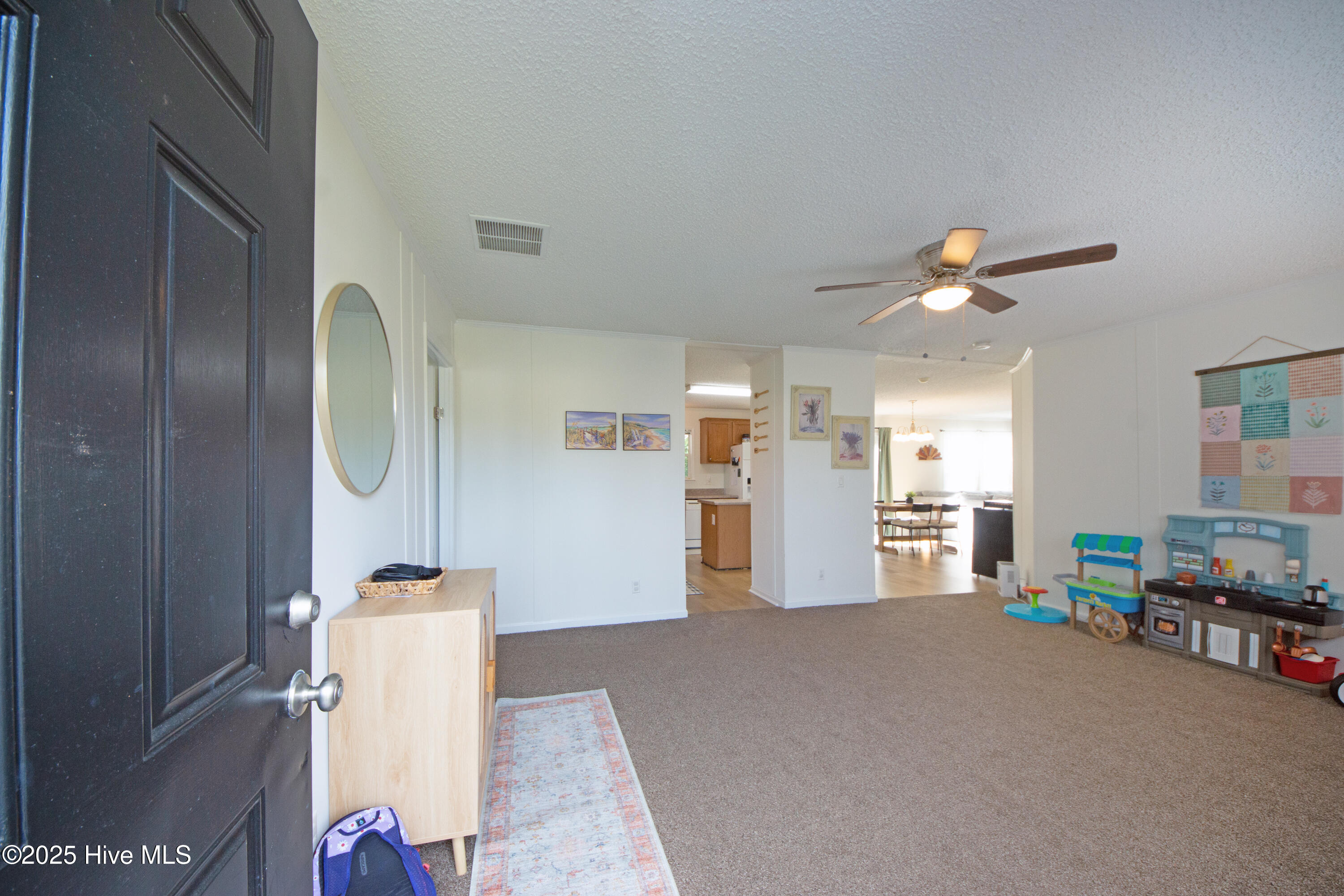 125 Magnolia Gardens Drive, Jacksonville, NC 28540 – photo 7: DSC03253
