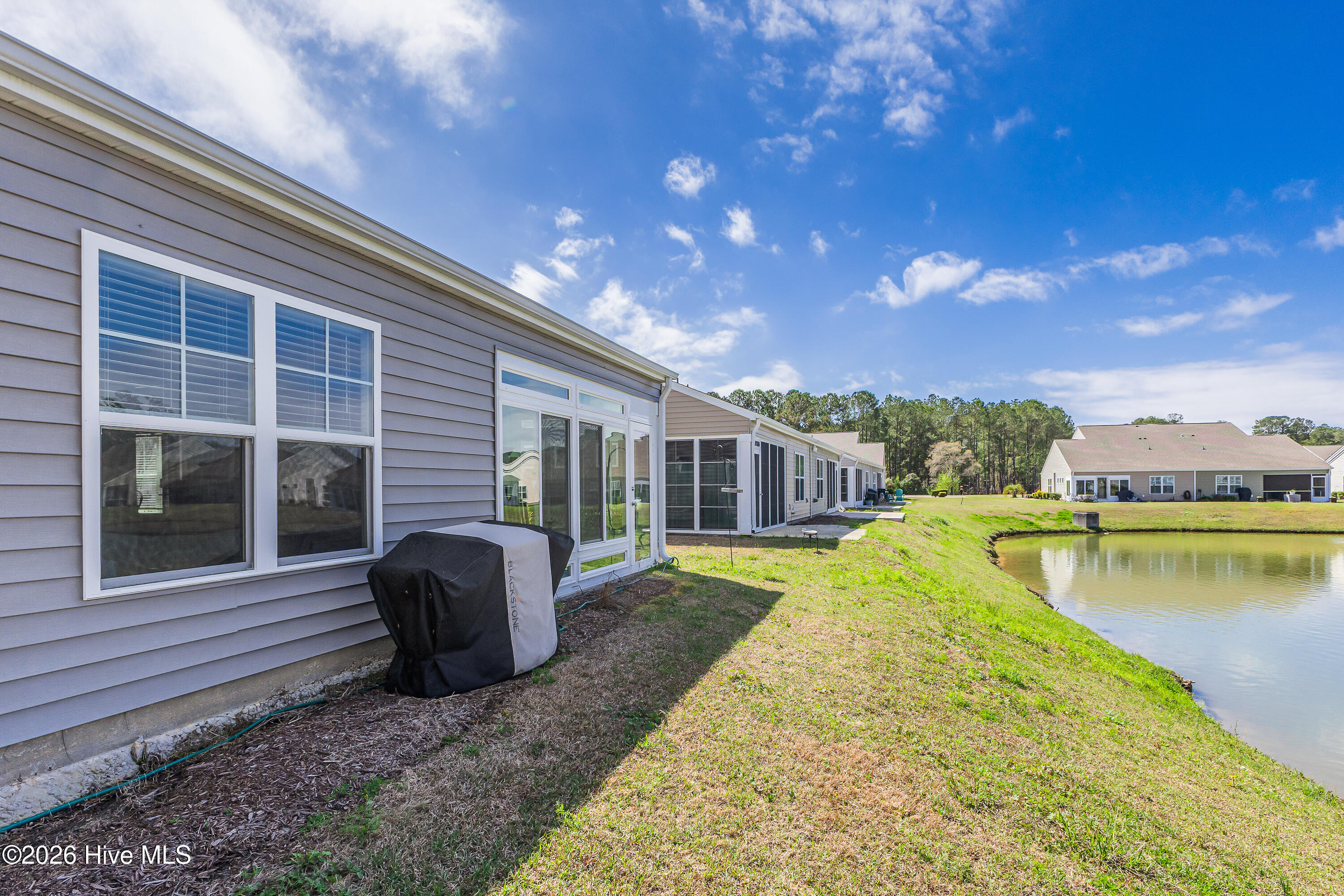 100560714 | Photo 29