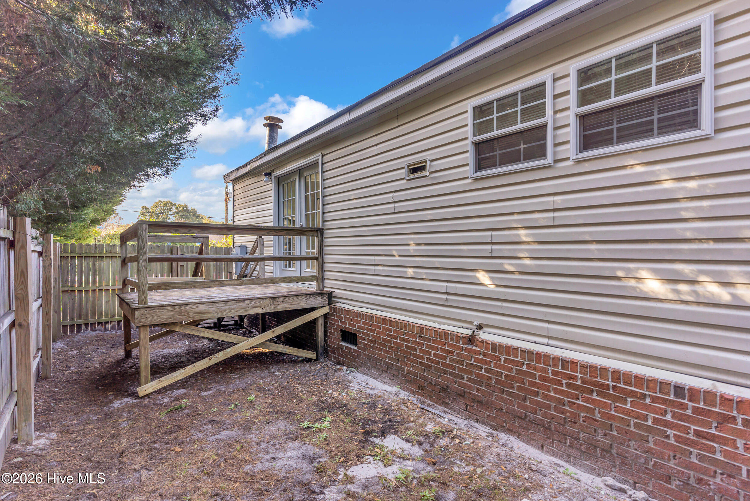 100550344 | Photo 28