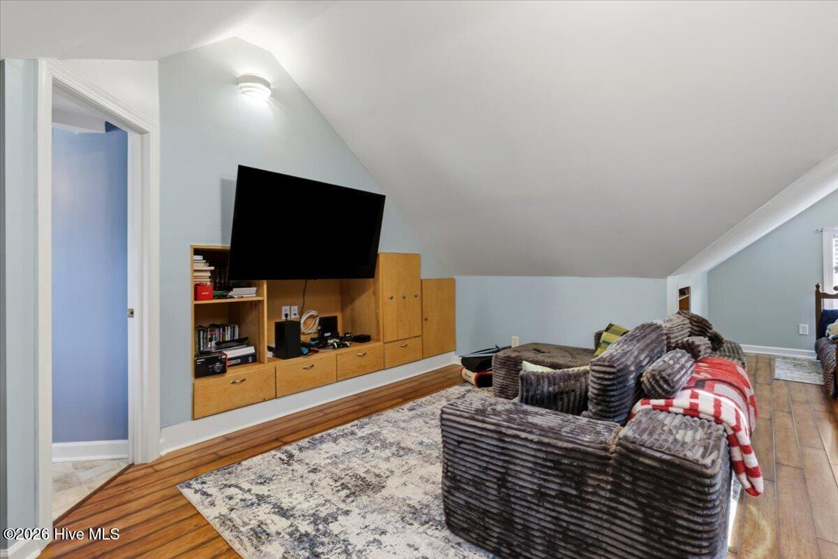 Bonus Room to Bath
