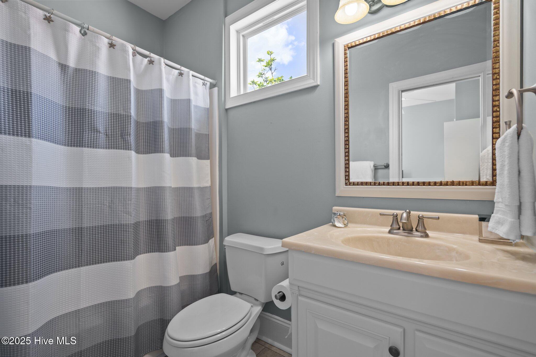 100500957 | Photo 37