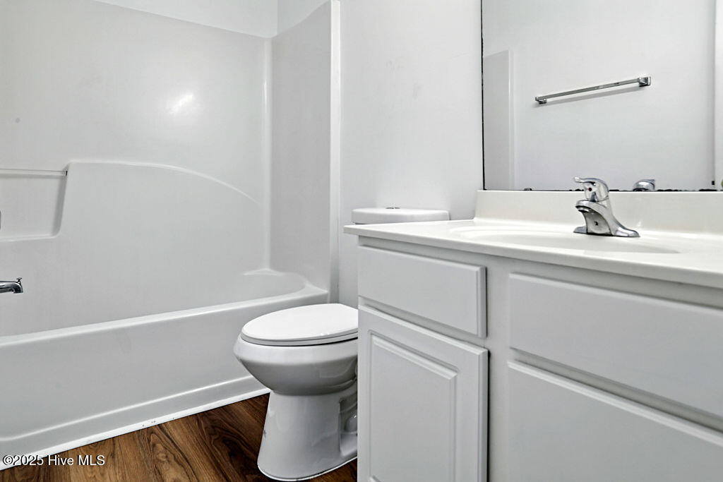 100523665 | Photo 17