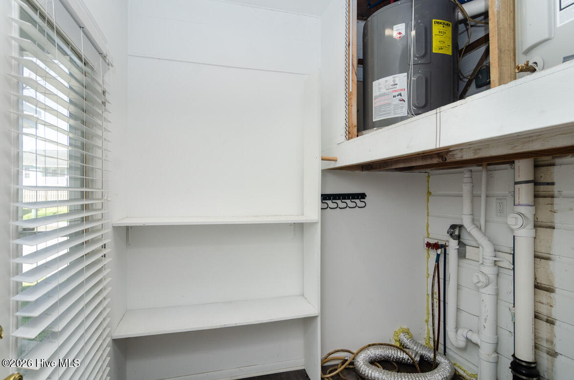 100561400 | Photo 24