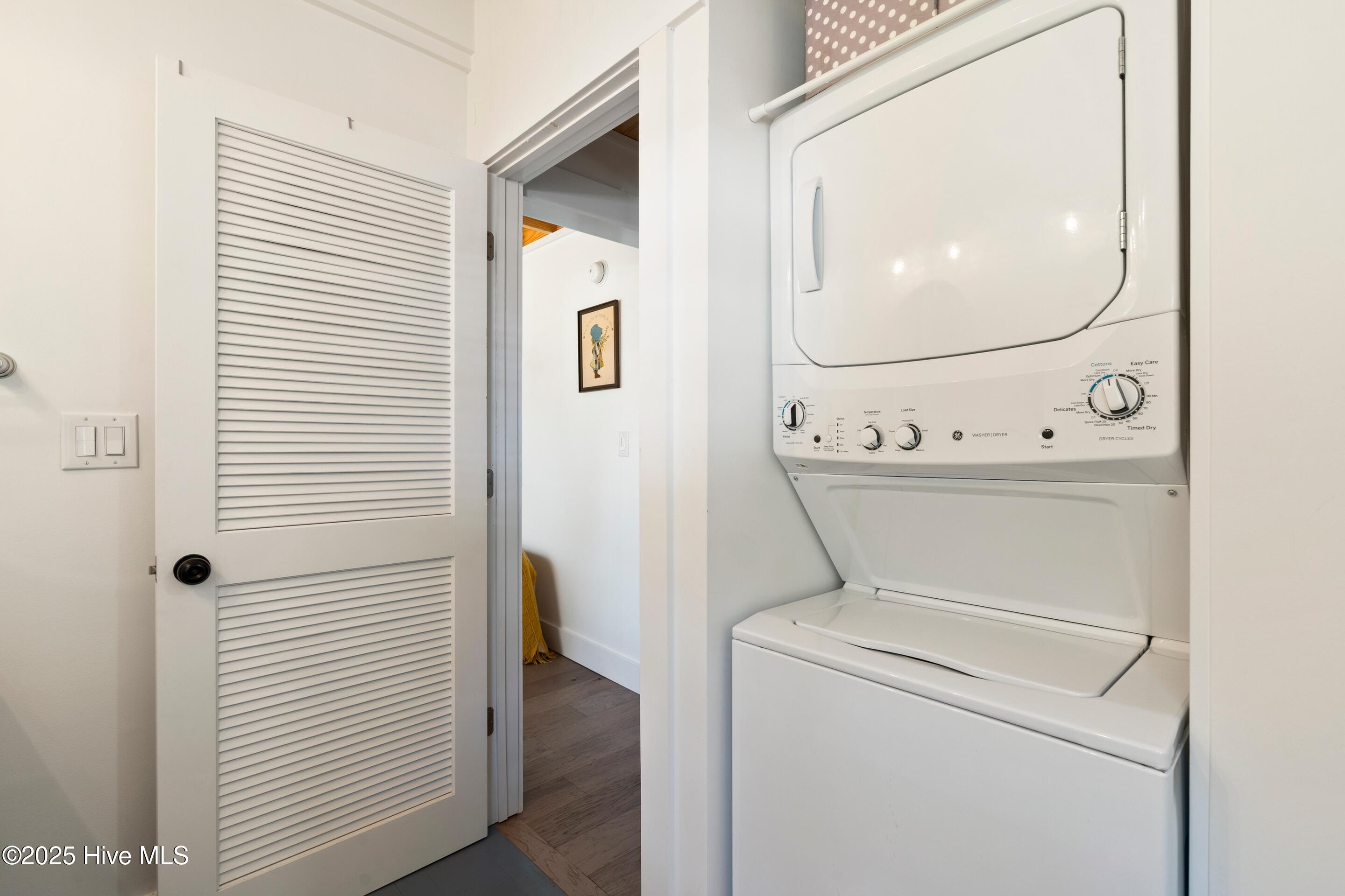 100538504 | Photo 31