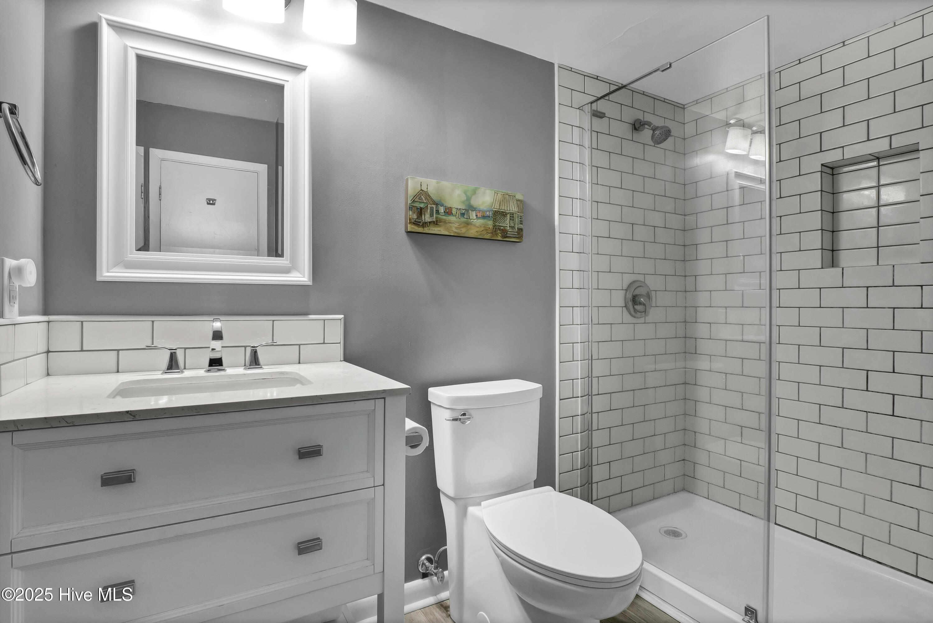 100520966 | Photo 22