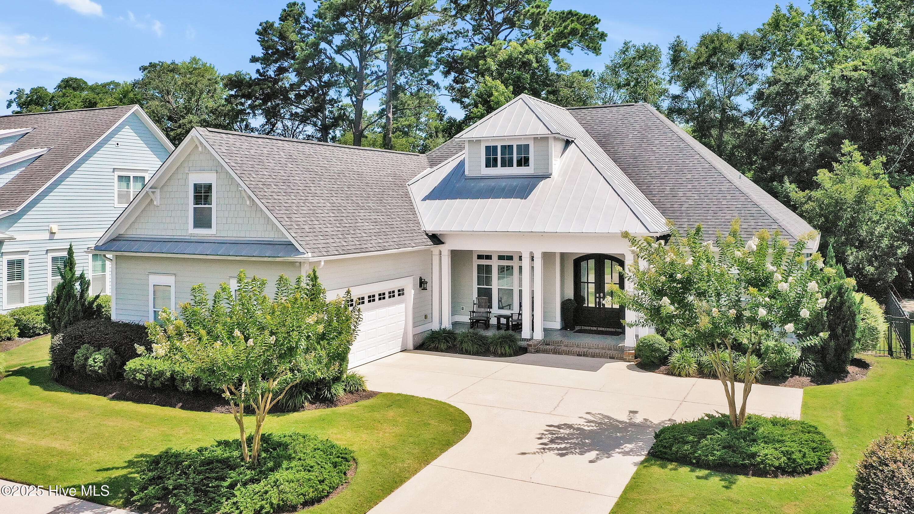 100514876 | Photo 54