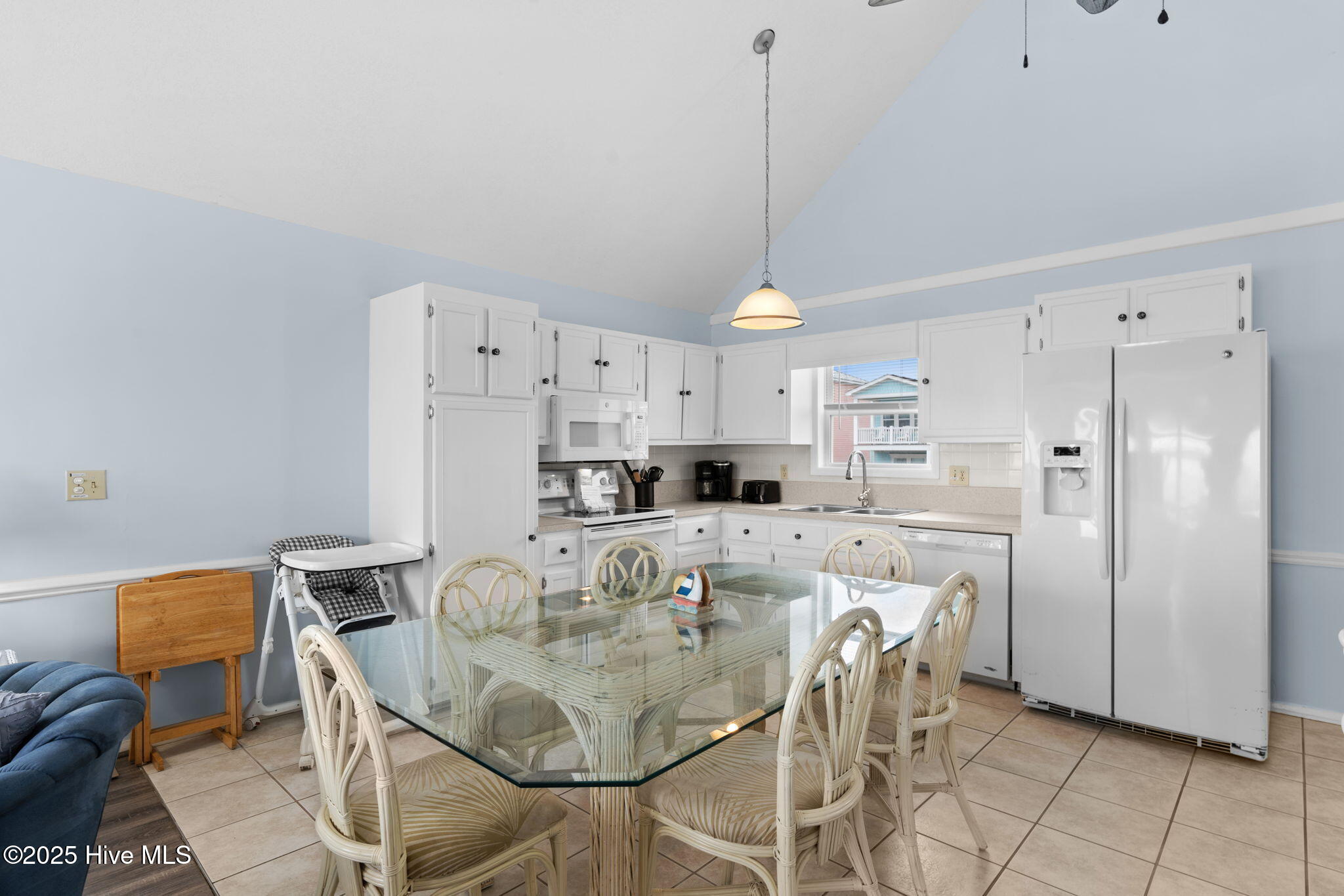 100508496 | Photo 12