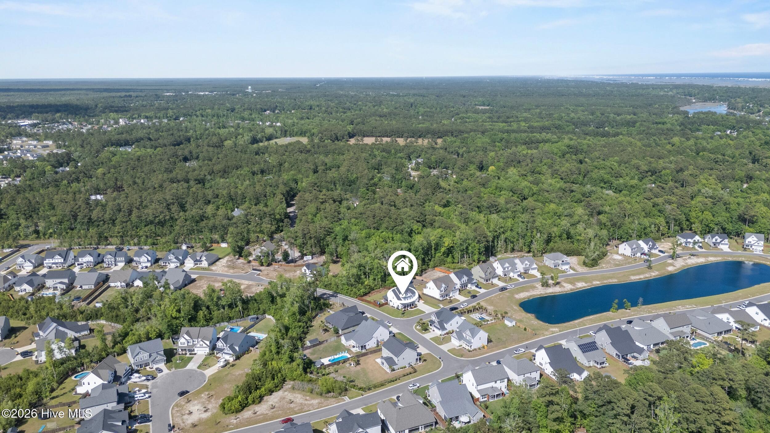 100570298 | Photo 57