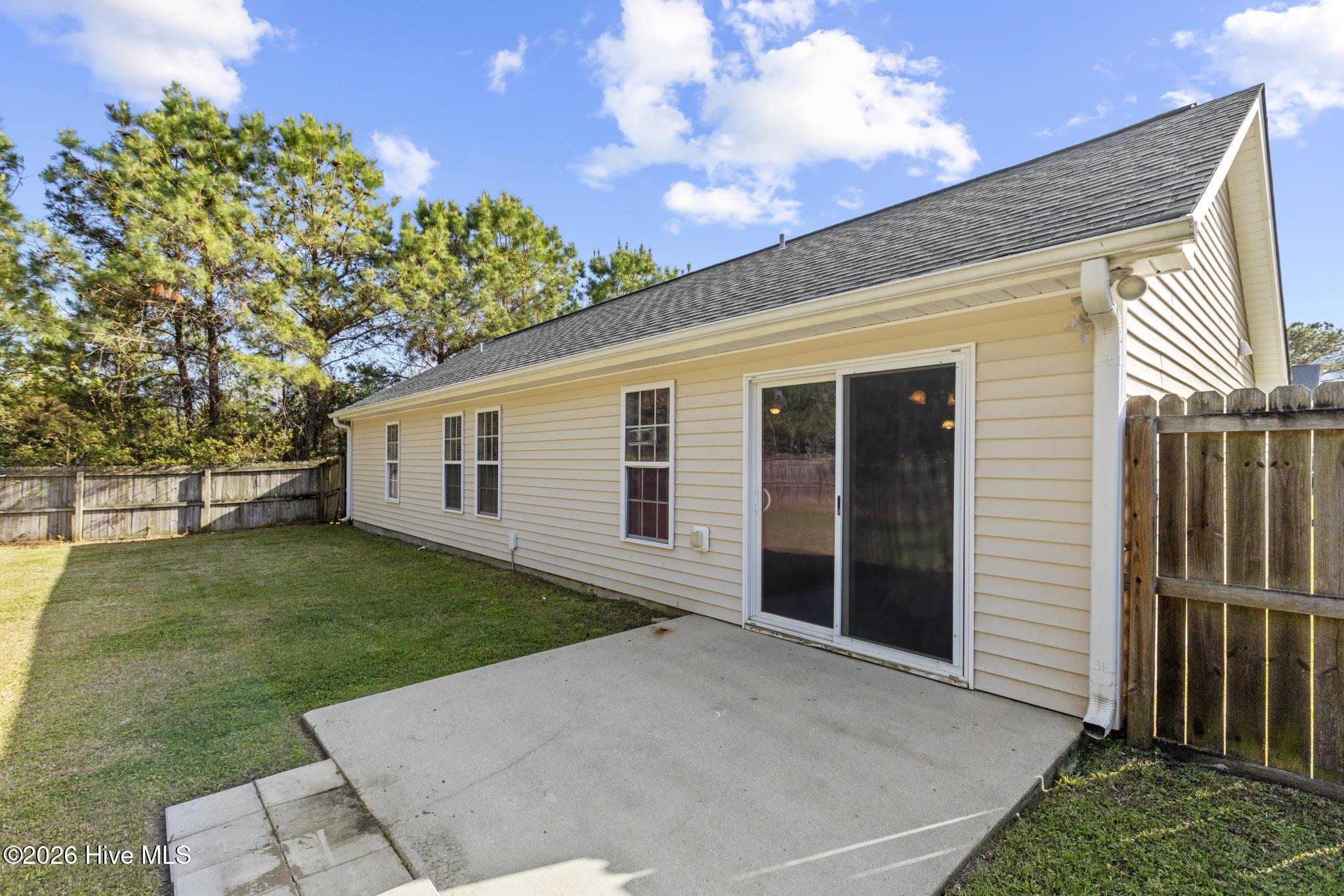 100565553 | Photo 28