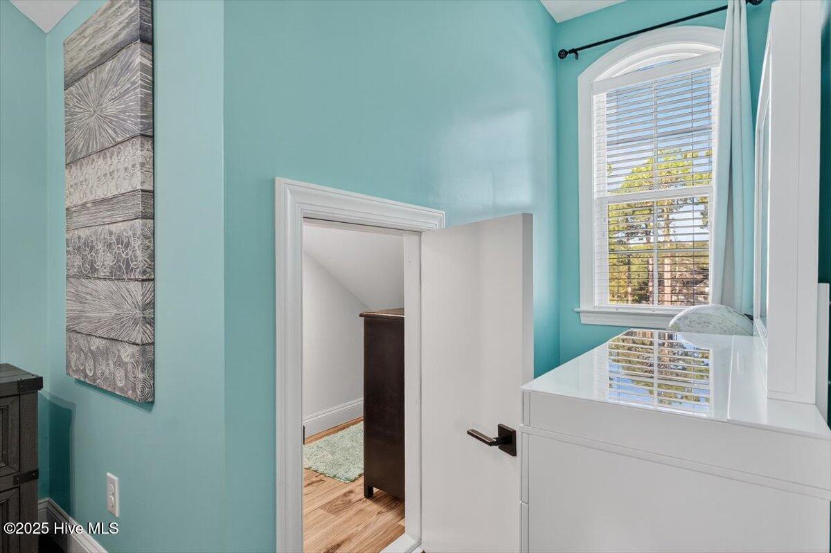 100530632 | Photo 53