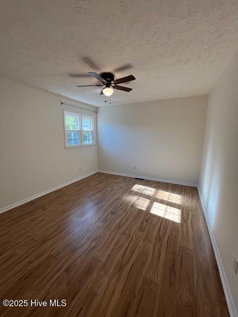 100539070 | Photo 27