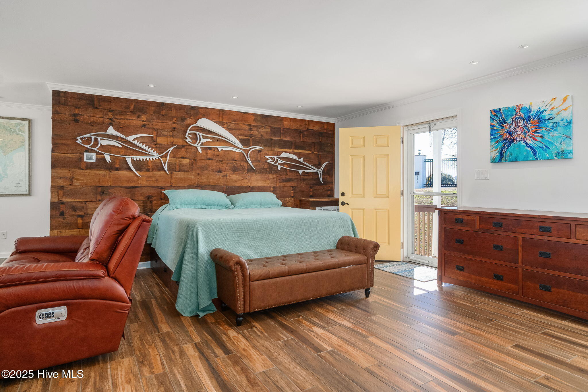 100491390 | Photo 17