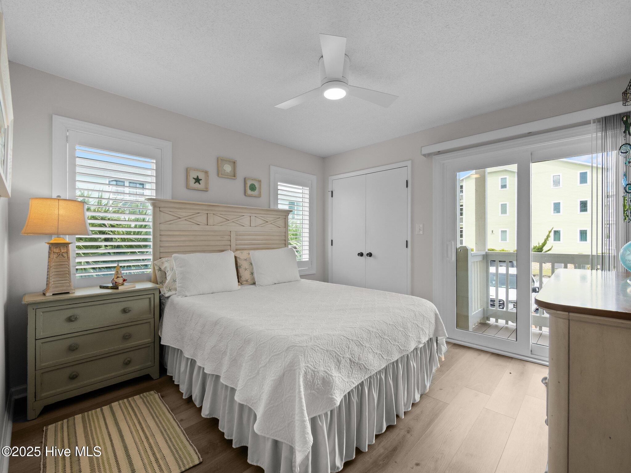 100517444 | Photo 21